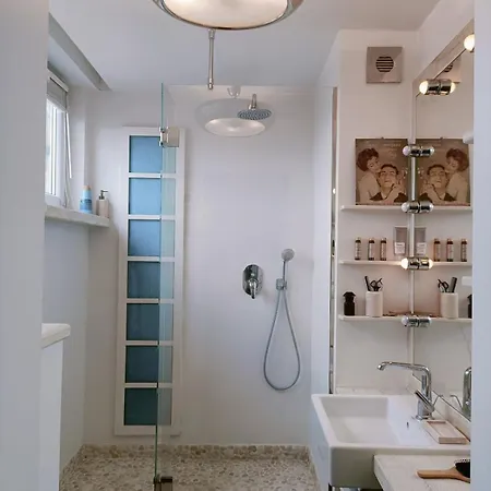 Artist Mokotow - 12 Minutes Center وارسو